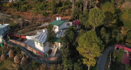DeerWood Cottages