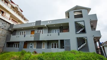Fachada da propriedade