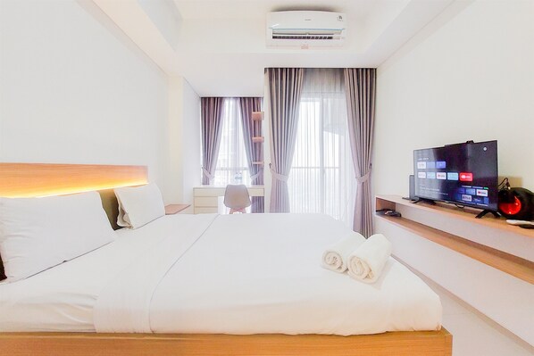 Studio - Cozy Living And Nice Studio At Pacific Garden Alam Sutera Apartment (Tangerang)