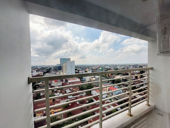 Apartment | Balcony - Simply Look Studio At De Prima Apartment (Medan)