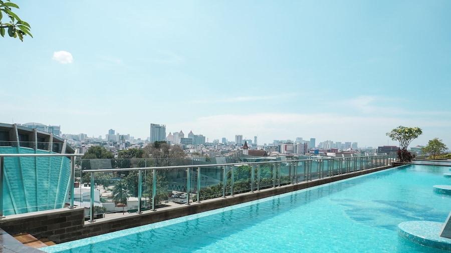 Comfort And Modern Look 2Br At Menteng Park Apartment