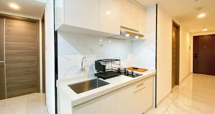 Cozy 3Br Apartment Sky House Bsd Near Aeon And Ice Bsd