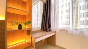 Room - Homey And Enjoy Living Studio Apartment One Narita Residence (Teluknaga)