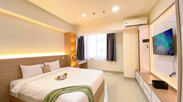 Studio - Homey And Enjoy Living Studio Apartment One Narita Residence (Teluknaga)