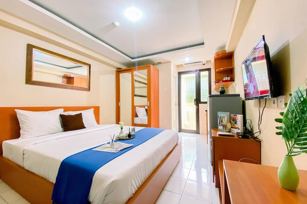 Comfy And Good Deal Studio At Kebagusan City Apartment