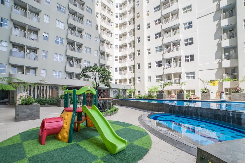 Simply And Cozy 2Br Apartment At Parahyangan Residence