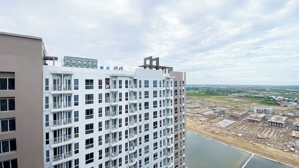 Exterior - Cozy Minimalist Studio Apartment Tokyo Riverside Pik 2 (Teluknaga)