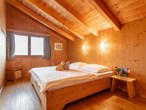 5 bedrooms, Internet