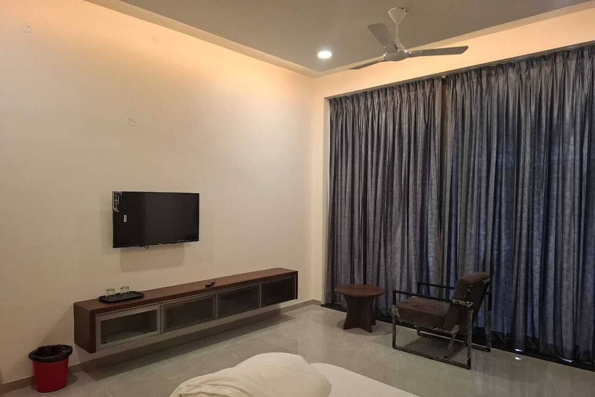 Royal Studio Suite | Free WiFi