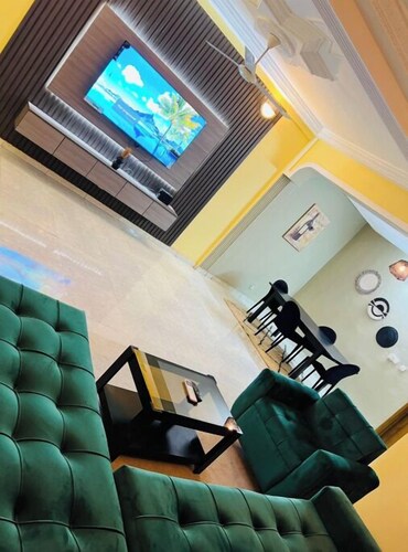 Furnished residence 2 bedrooms, two showers, living room, kitchen 