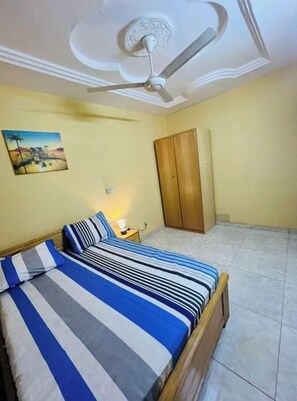 2 Schlafzimmer, Bügeleisen/Bügelbrett, WLAN, Bettwäsche