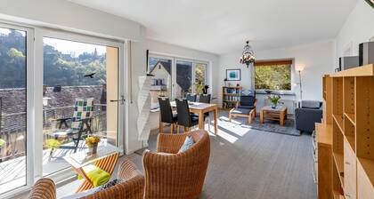 Ferienwohnung 'Burgblick' mit Balkon