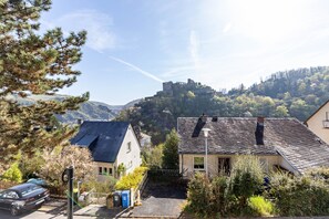 Exterior - Holiday Apartment 'Burgblick' with Balcony (Sankt Goar)
