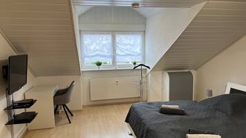 1 bedroom, iron/ironing board, free WiFi, bed sheets