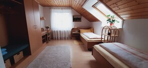 2 Schlafzimmer, Bügeleisen/Bügelbrett, kostenloses WLAN, Bettwäsche