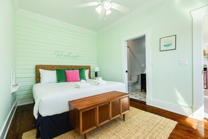 4 室のベッドルーム、WiFi、ベッドシーツ