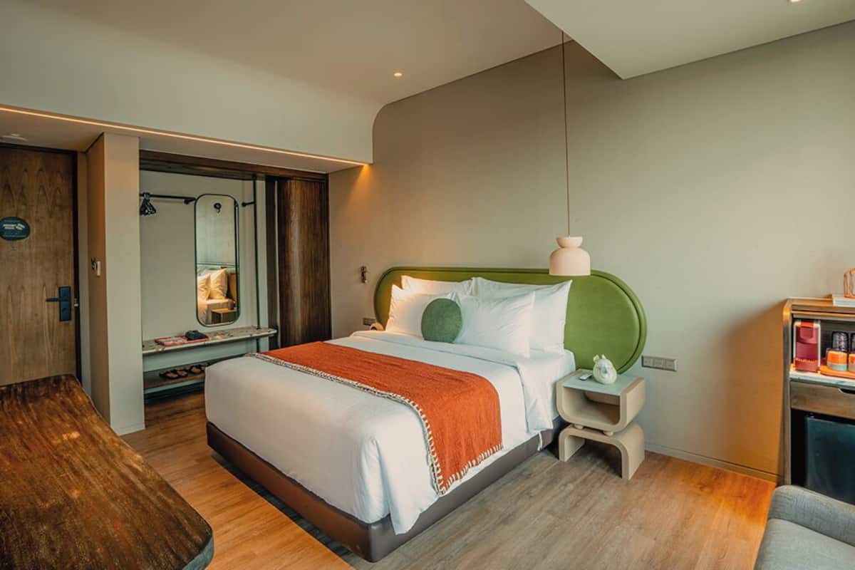 Studio Suite Junior | Minibar, brankas, meja kerja, dan setrika/meja setrika