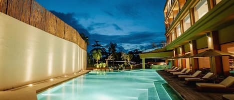 Outdoor pool