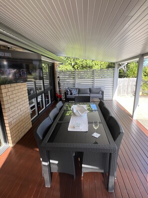 Outdoor dining