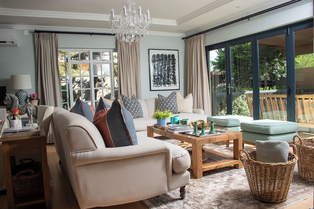 53A Luxury Bed & Breakfast
