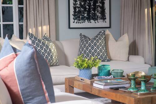 Een 32-cm smart-tv met kabelzenders, Netflix en streamingdiensten
