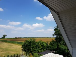 Property grounds - Apartment 'Deichblick' with Balcony (Groven)