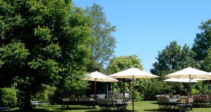 Mattress Dormitory 'Yellow' with Shared Terrace & Garden, WITHOUT Kitchen