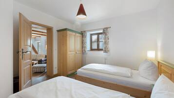 3 makuuhuonetta, ilmainen Wi-Fi, vuodevaatteet