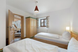 3 habitaciones, wifi gratis y ropa de cama 