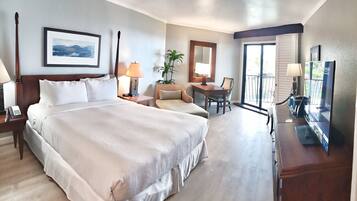 1 soverom, safe på rommet, skrivebord og strykejern/-brett