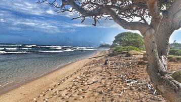 Am Strand, Liegestühle, Strandtücher