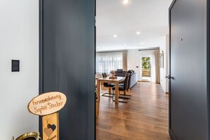 Interior - Apartment 'Sophie Stecker' with Mountain View, Private Terrace and Wi-Fi (Schmallenberg)