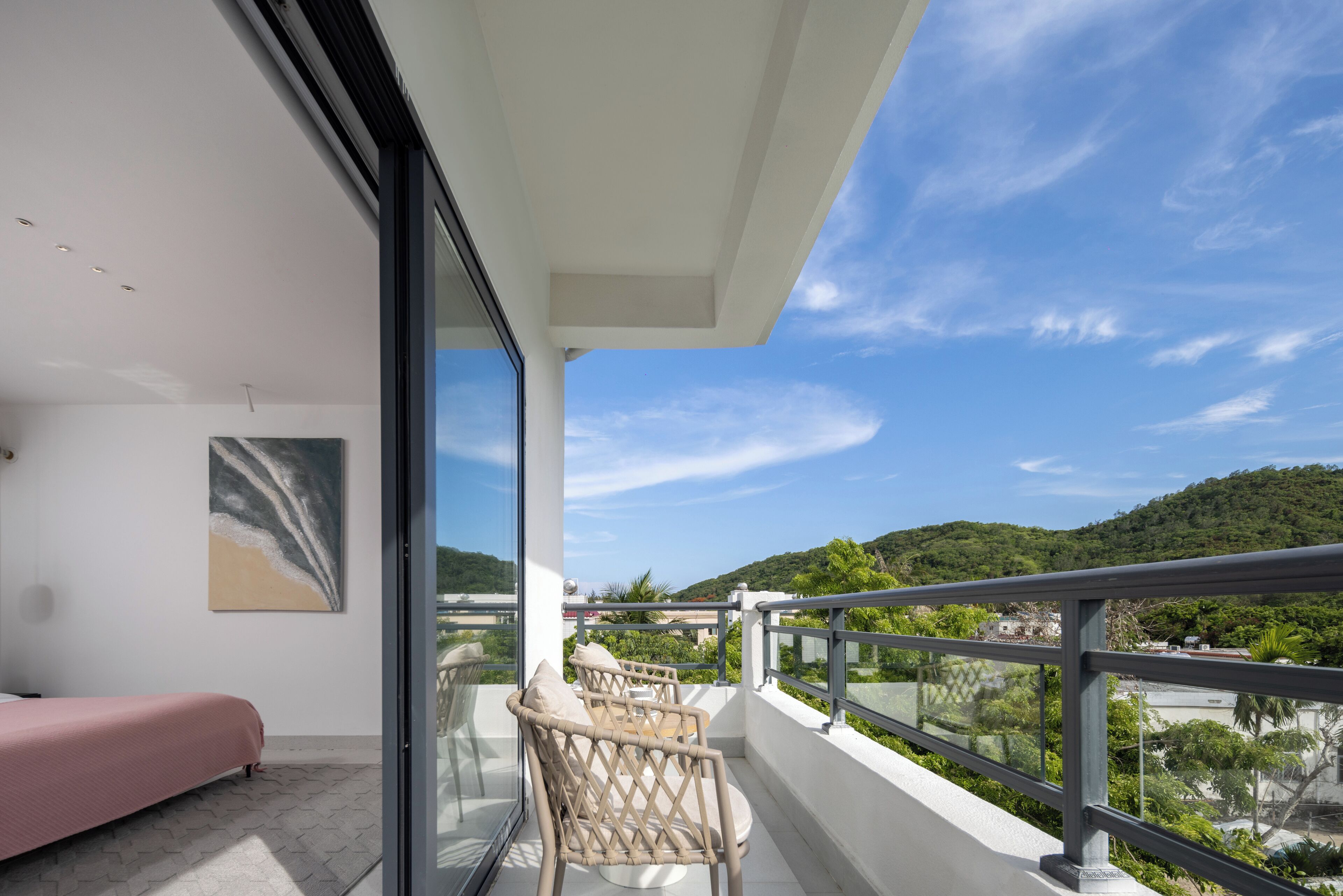 Escritorio y wifi gratis 