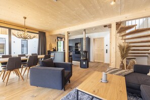 Interior - Superior Chalet mit 4 Schlafzimmern & Wellness (Biberwier)