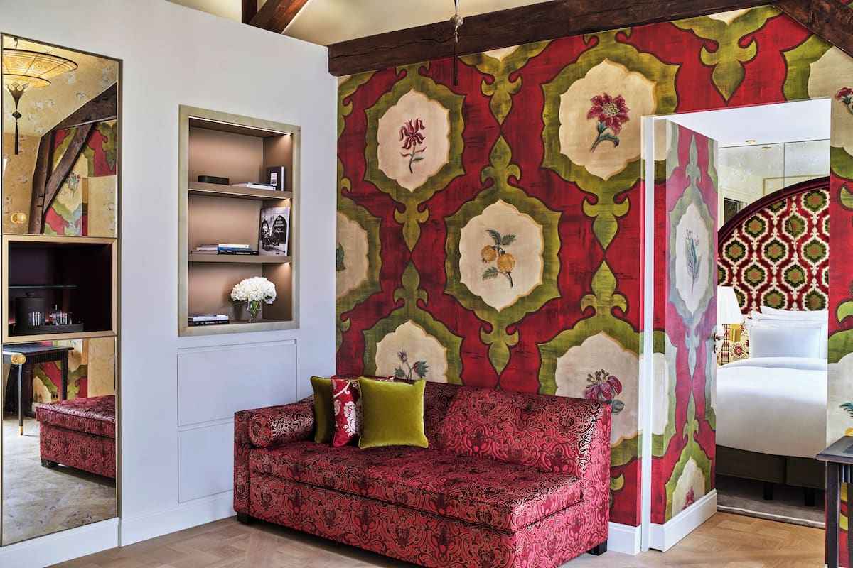 Superior-Suite, 1 King-Bett, Blick auf den Innenhof (Grande Suite Sarah Bernhardt)
