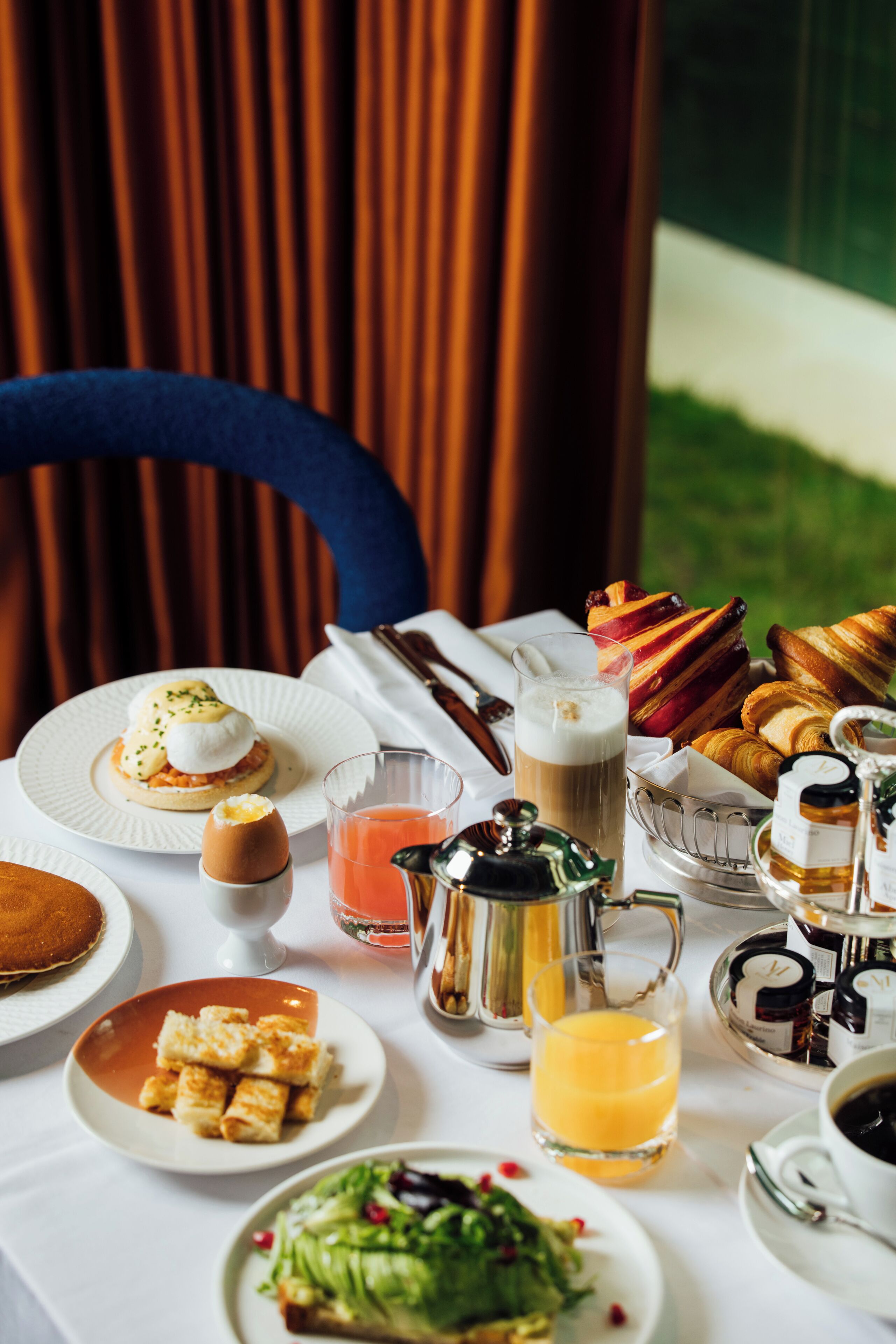 每日供应欧陆式早餐（每人 EUR 40）