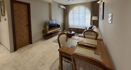 Stylish 1BR With Pool 5 Mins to Candolim Beach