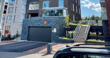 Room-cozy 3 Bedroom Apartment in Heart o