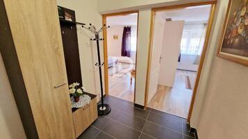 Villa (Two Bedroom Villa with Balcony and Pa) | Lobby