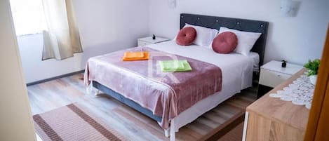 Villa (Two Bedroom Villa with Balcony and Pa)