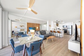 Apartment, 1 Bedroom, Ocean View (0187) | Dining room