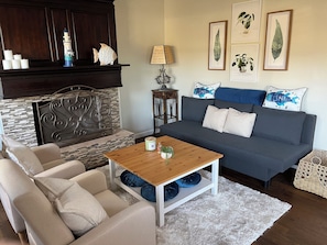 Fireplace - LEUCADIA 4BR-COASTAL-HOME (Encinitas)