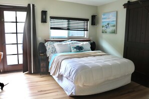 4 bedrooms, desk, iron/ironing board, free WiFi