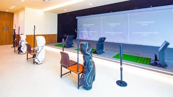 Indoor-Driving-Range