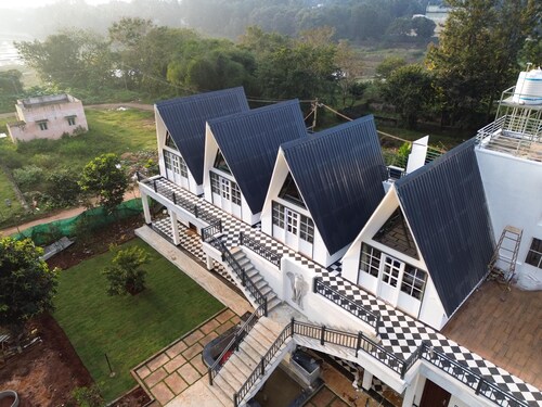 The Novel Holiday Resorts