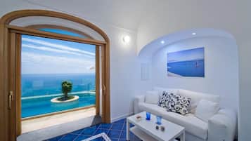 Deluxe Apartment, Private Pool, Sea View | Living area