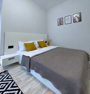 1 quarto, ferros/tábuas de passar roupa, Wi-Fi, roupa de cama