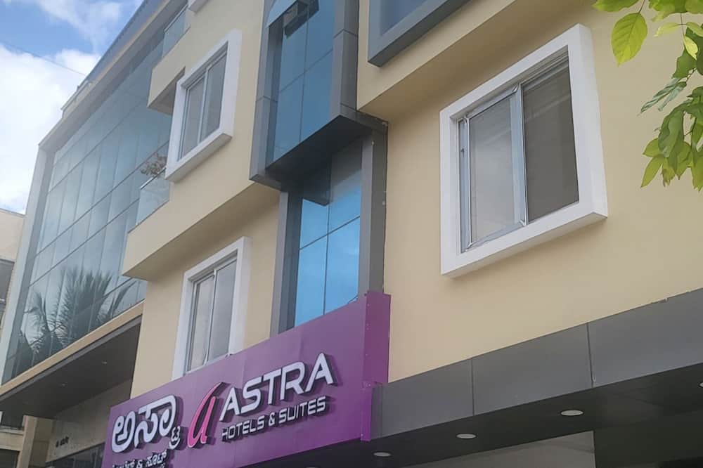 Astra Hotels and Suites - Sector 7 HSR