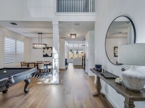 Game room - Modern & Upscale Frisco Getaway (Frisco)