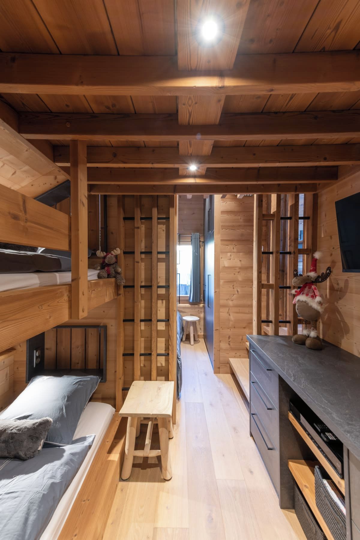 3 bedrooms, iron/ironing board, travel crib, WiFi
